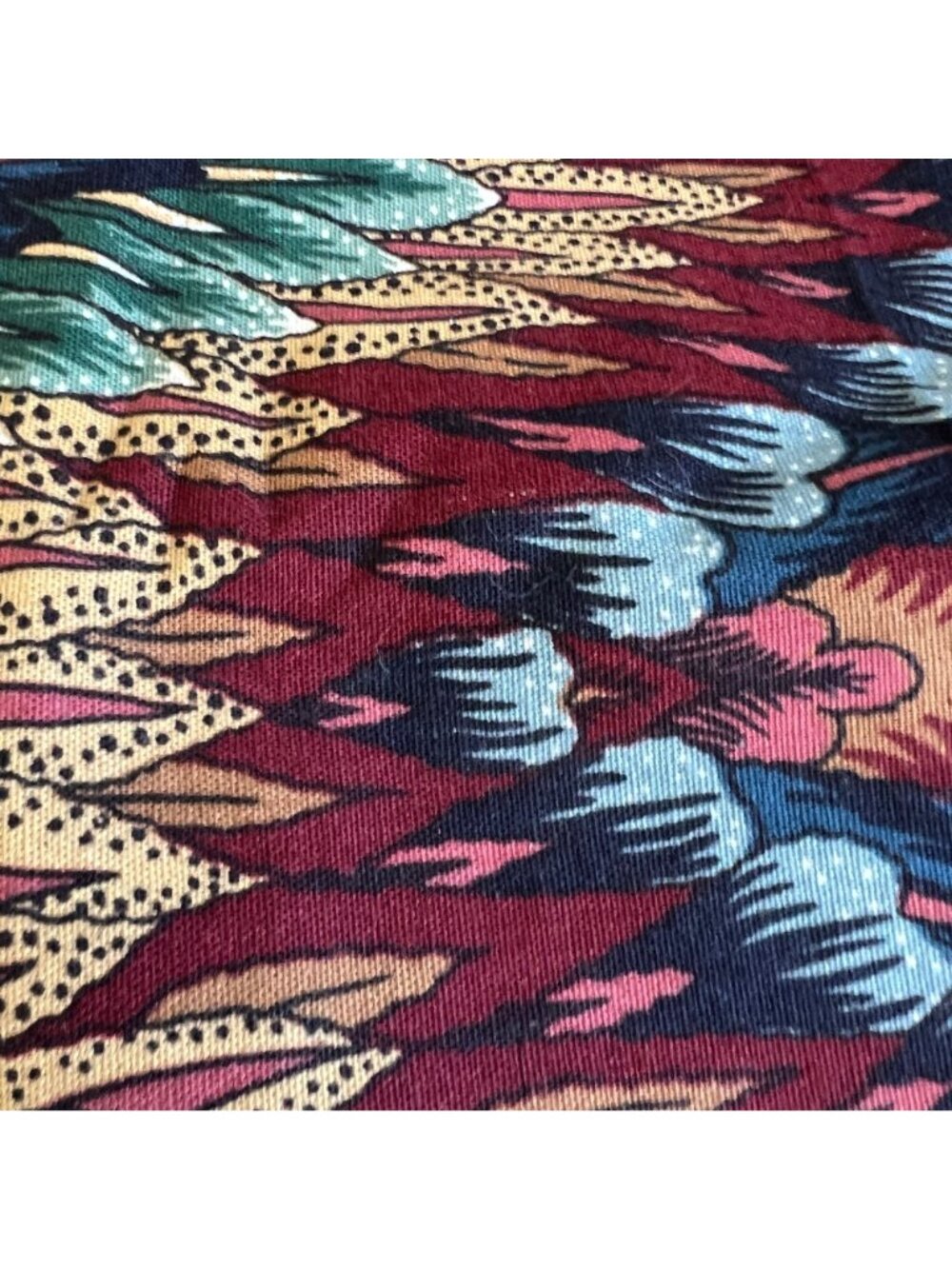 Vintage Tribal Print Fabric In Bold Red Green & Yellow Tones - Cotton Blend 100% - Picture 2 of 2